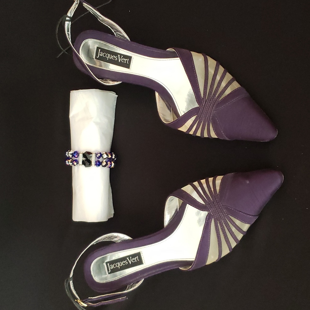 Jacques Vert Ladies Shoes & Complimentary Bracelet!